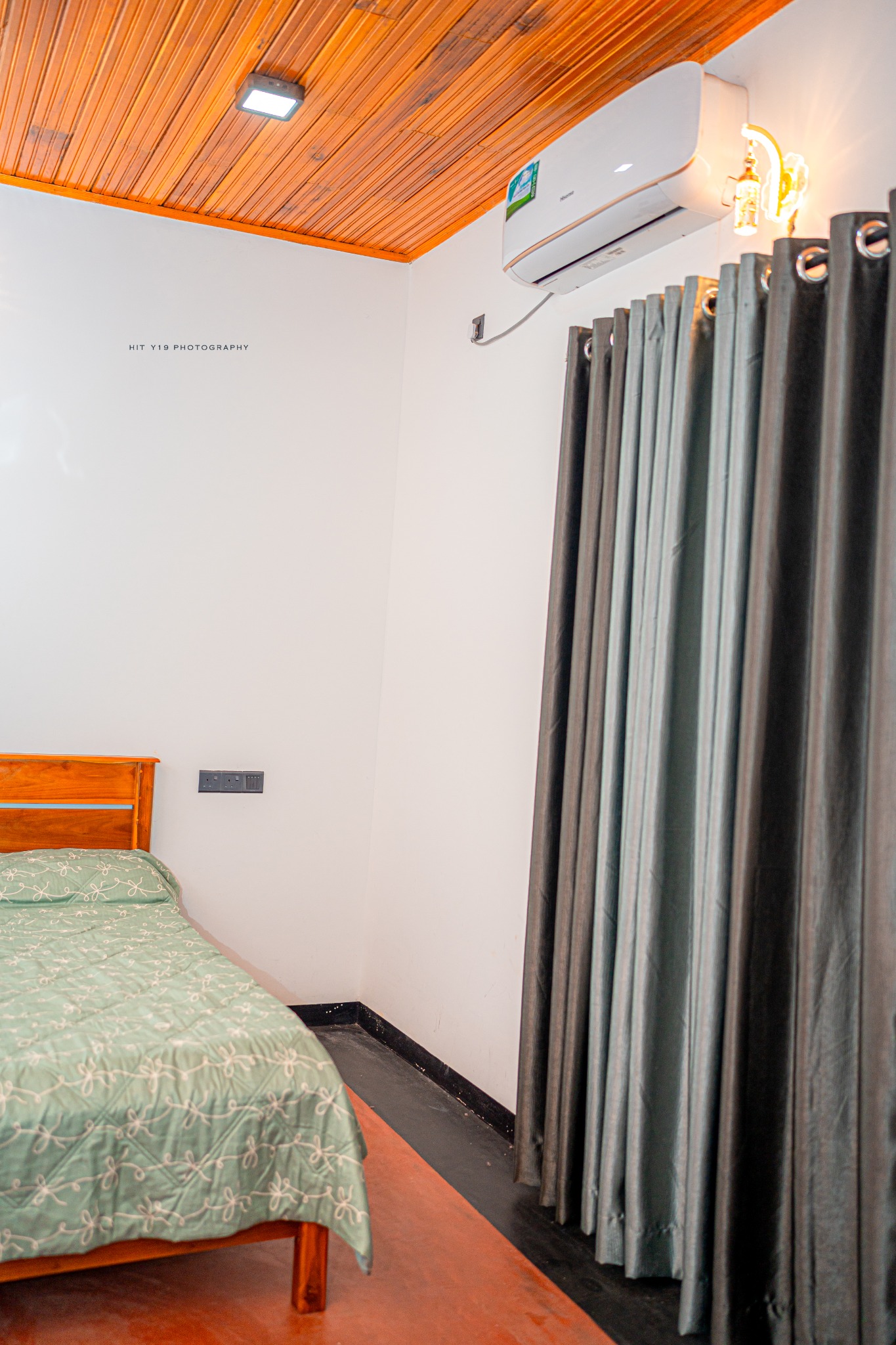 Air-conditioned guest room at Kal Pasi Resort
